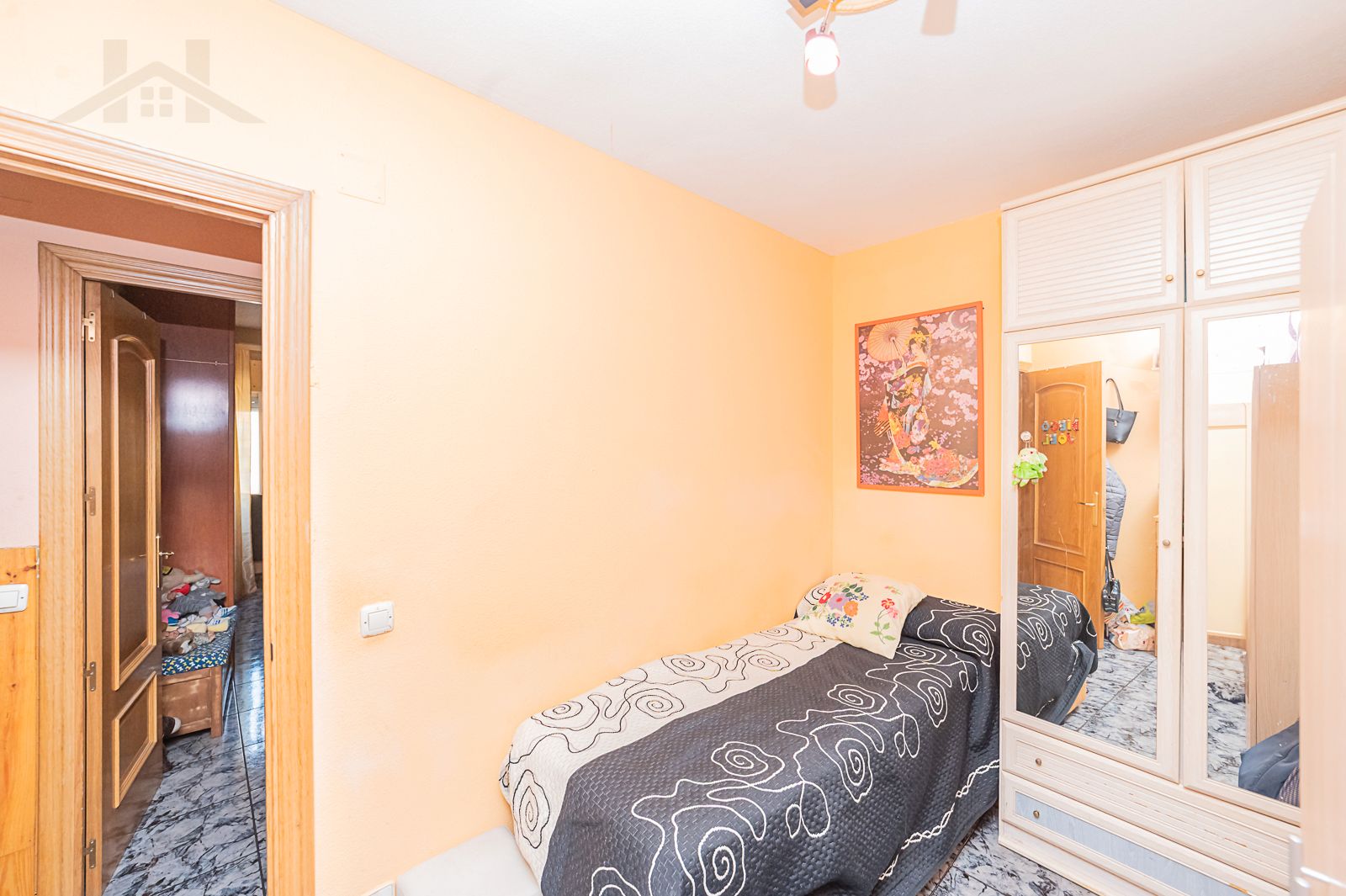 Dormitori de Pis en venda en Parla amb Moblat