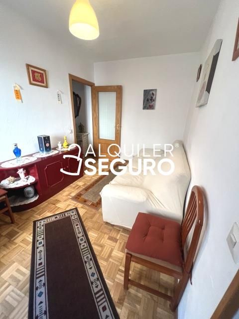 Living room of Flat for rent in  Madrid Capital  with Heating, Terrace and Furnished