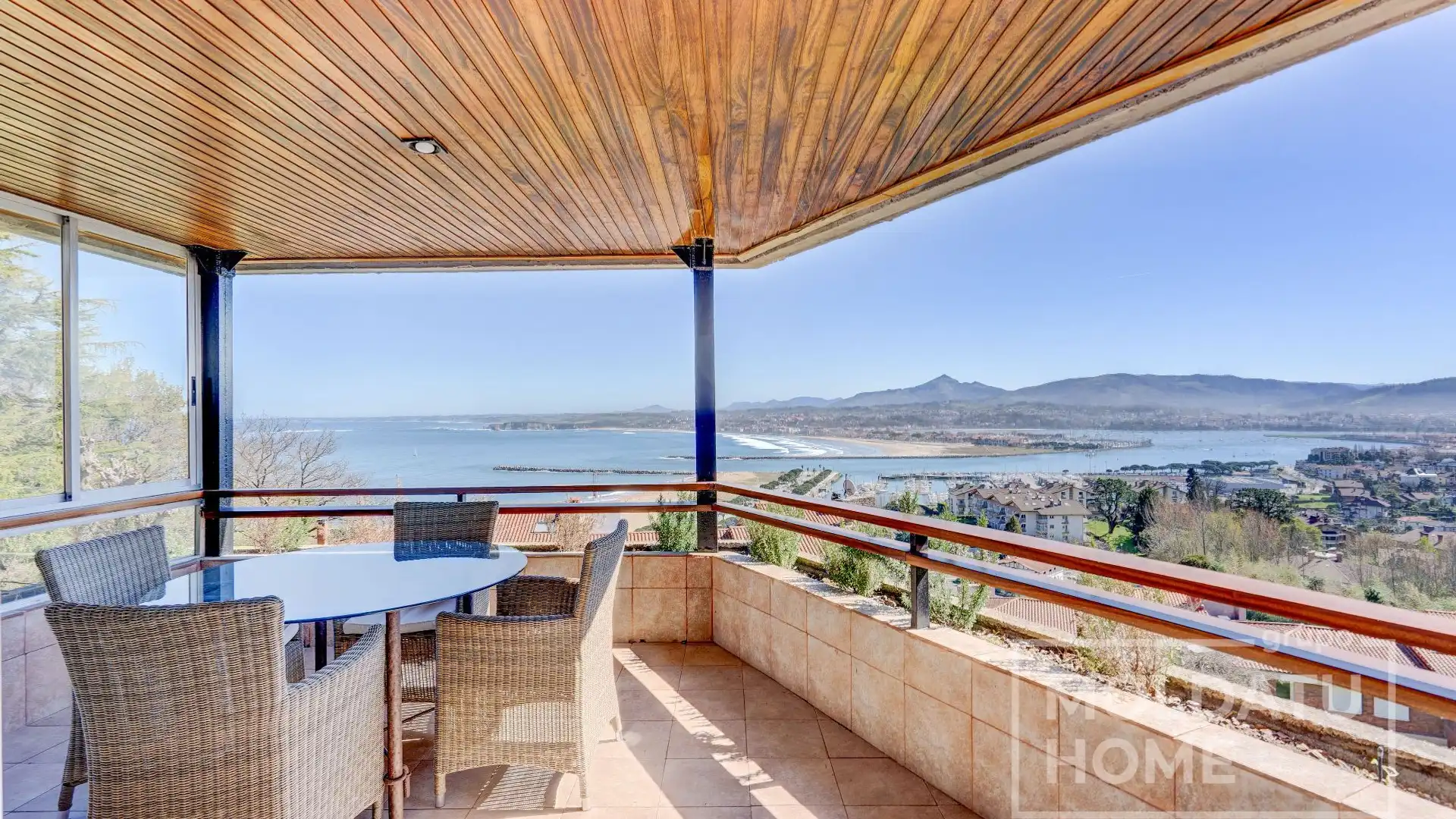 Terraza de Piso en venta en Hondarribia con Calefacción, Terraza y Trastero