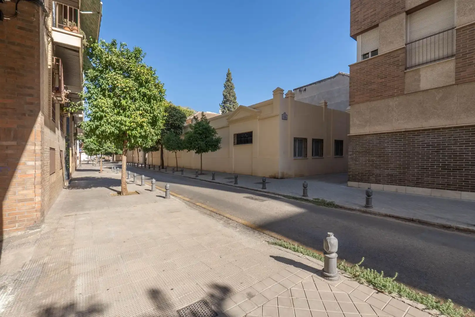 Außenansicht von Wohnung zur Miete in Granada mit Klimaanlage, Heizung und Möbliert