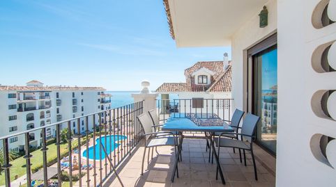 Foto 2 de Apartament en venda a Puerto de la Duquesa, Manilva