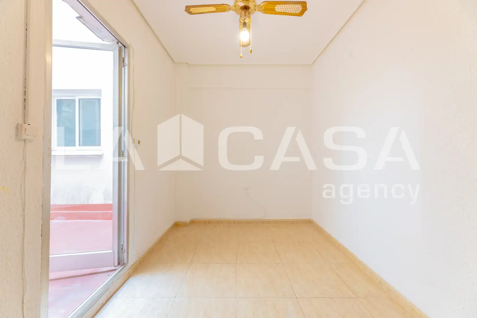 Piso en venta en Valencia con Aire acondicionado, Terraza y Balcón