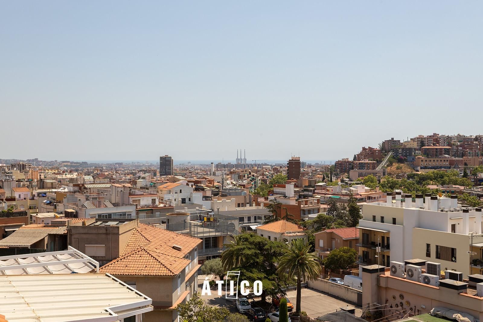 Vista exterior de Àtic en venda en  Barcelona Capital amb Terrassa
