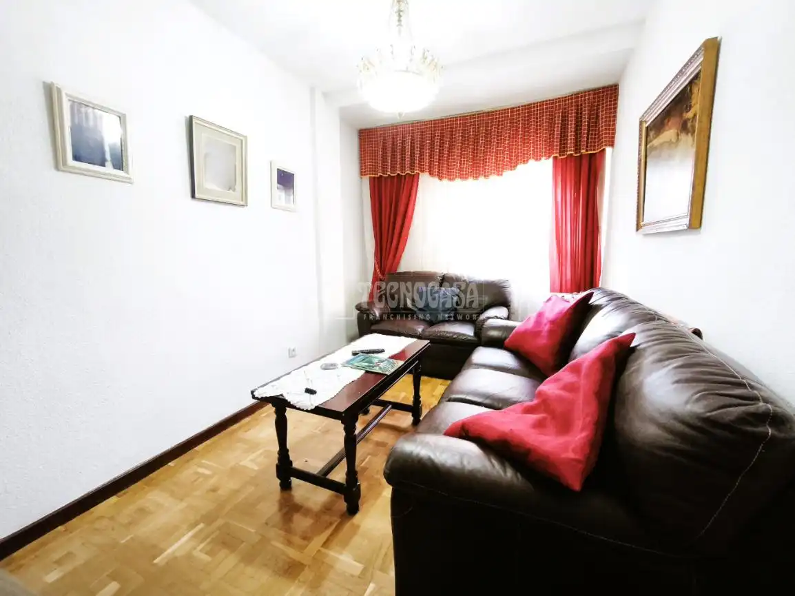 Piso con ascensor en venta en Villafontana - Estoril I, imagen 8