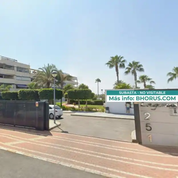 Flat with pool for sale in SAL 251