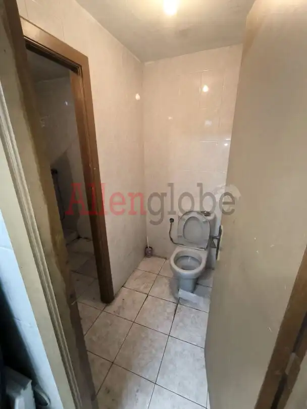 Baño de Nave industrial en venta en Illas