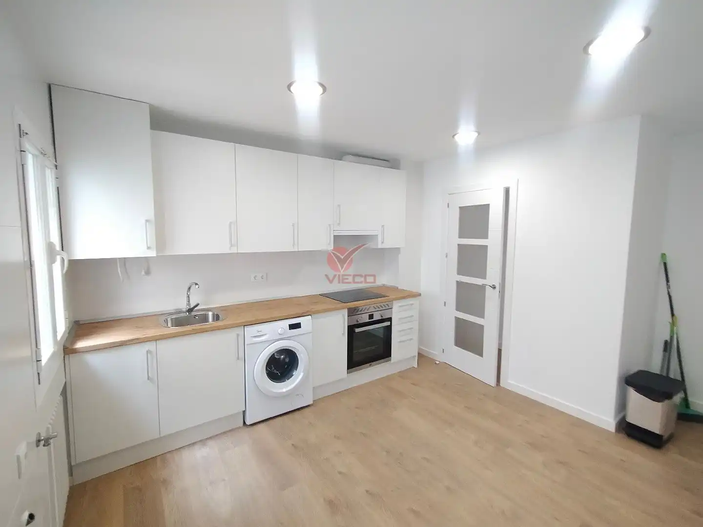 Cocina de Piso en venta en Cuenca con Calefacción