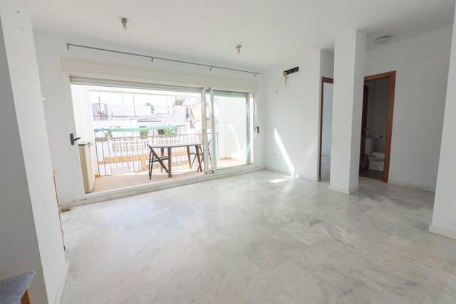 Piso en Venta en Avenida Avenida del Tren de los Panaderos, 6 en Los Molinos