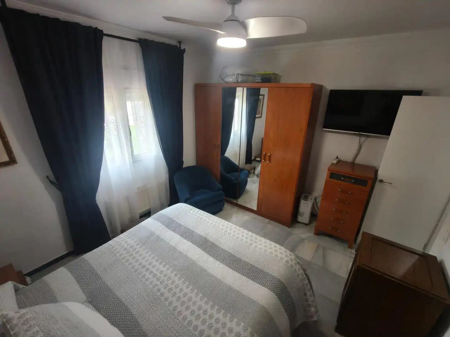 Dormitori de Casa o xalet en venda en Chiclana de la Frontera amb Aire condicionat, Jardí privat i Traster