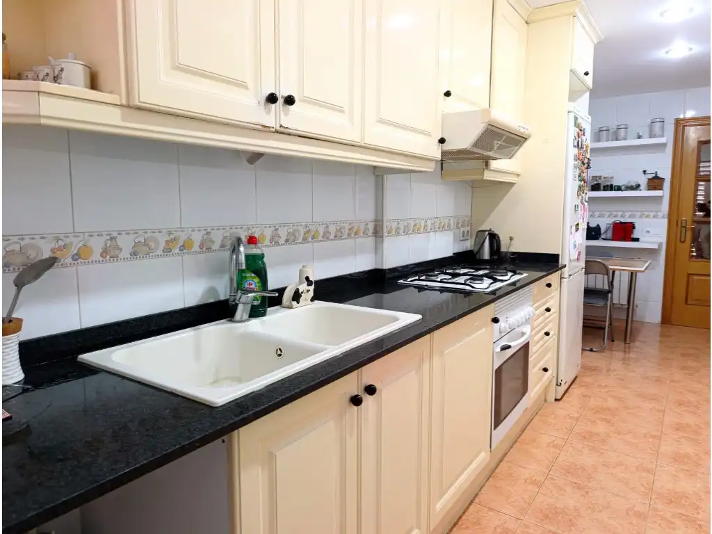 Piso con ascensor en venta en Avenida Mediterrani, imagen 23