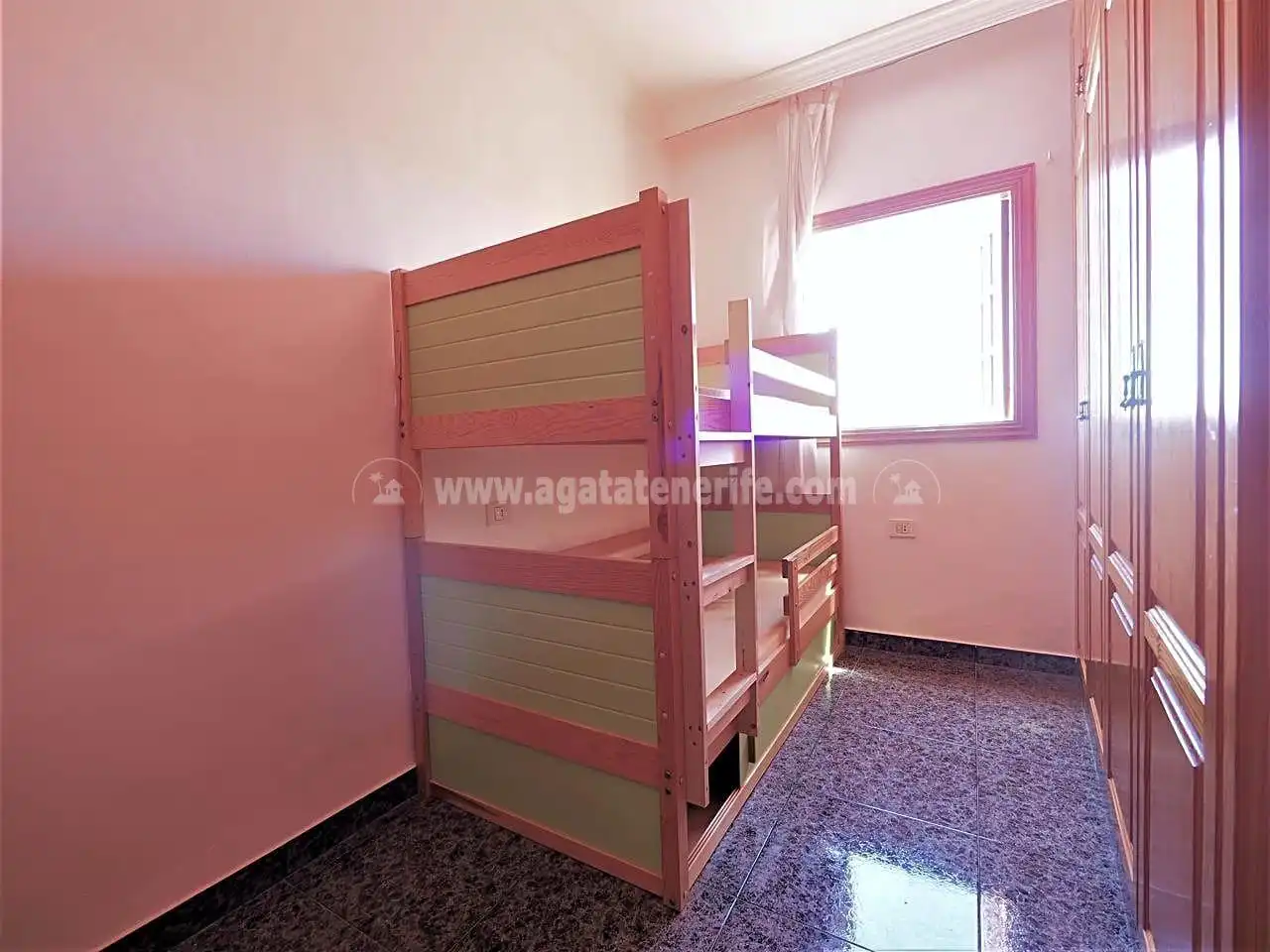 Dormitori de Casa adosada en venda en Icod de los Vinos amb Terrassa