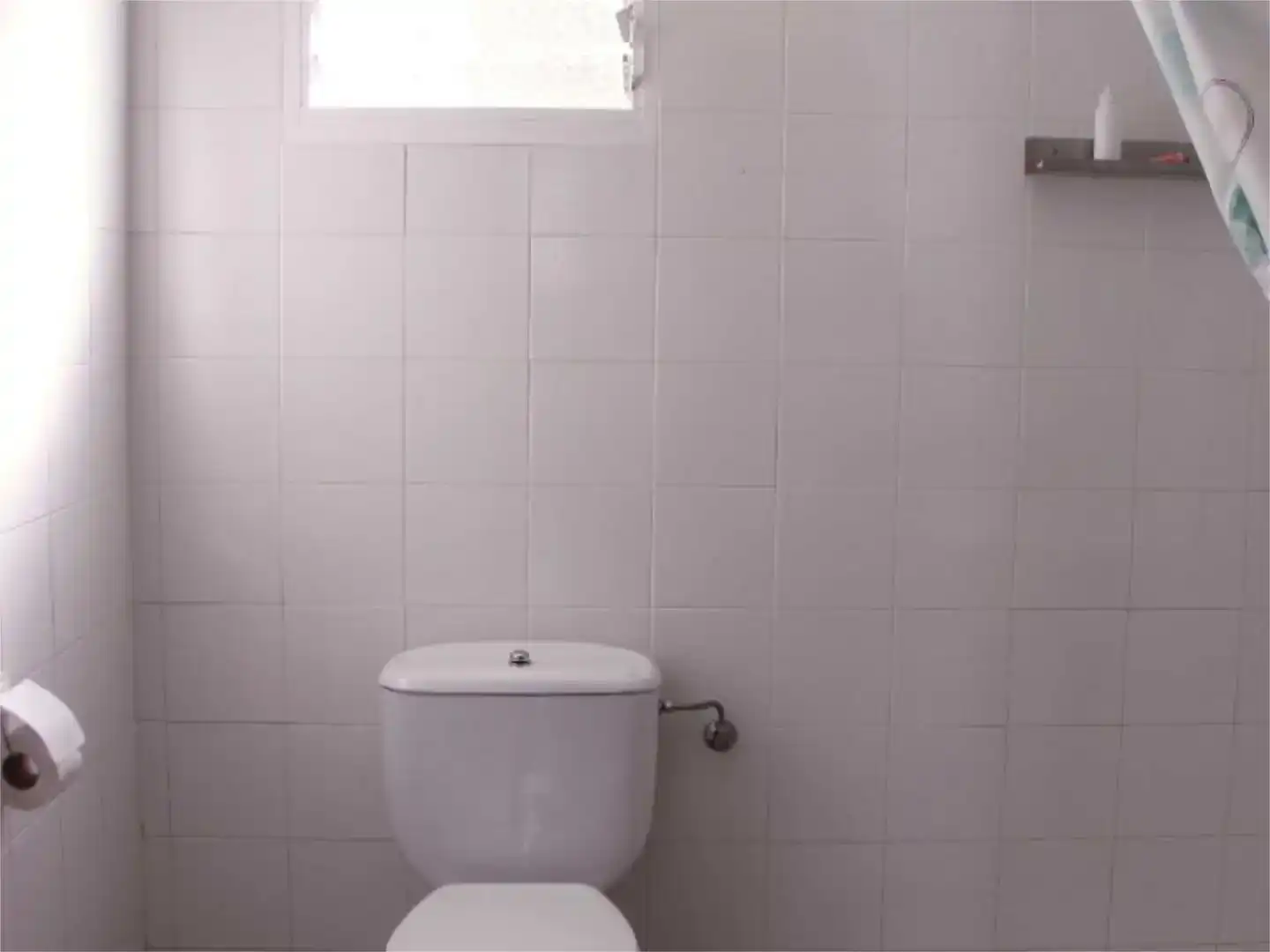 Baño de Piso en venta en Benaocaz con Jardín privado, Trastero y Piscina