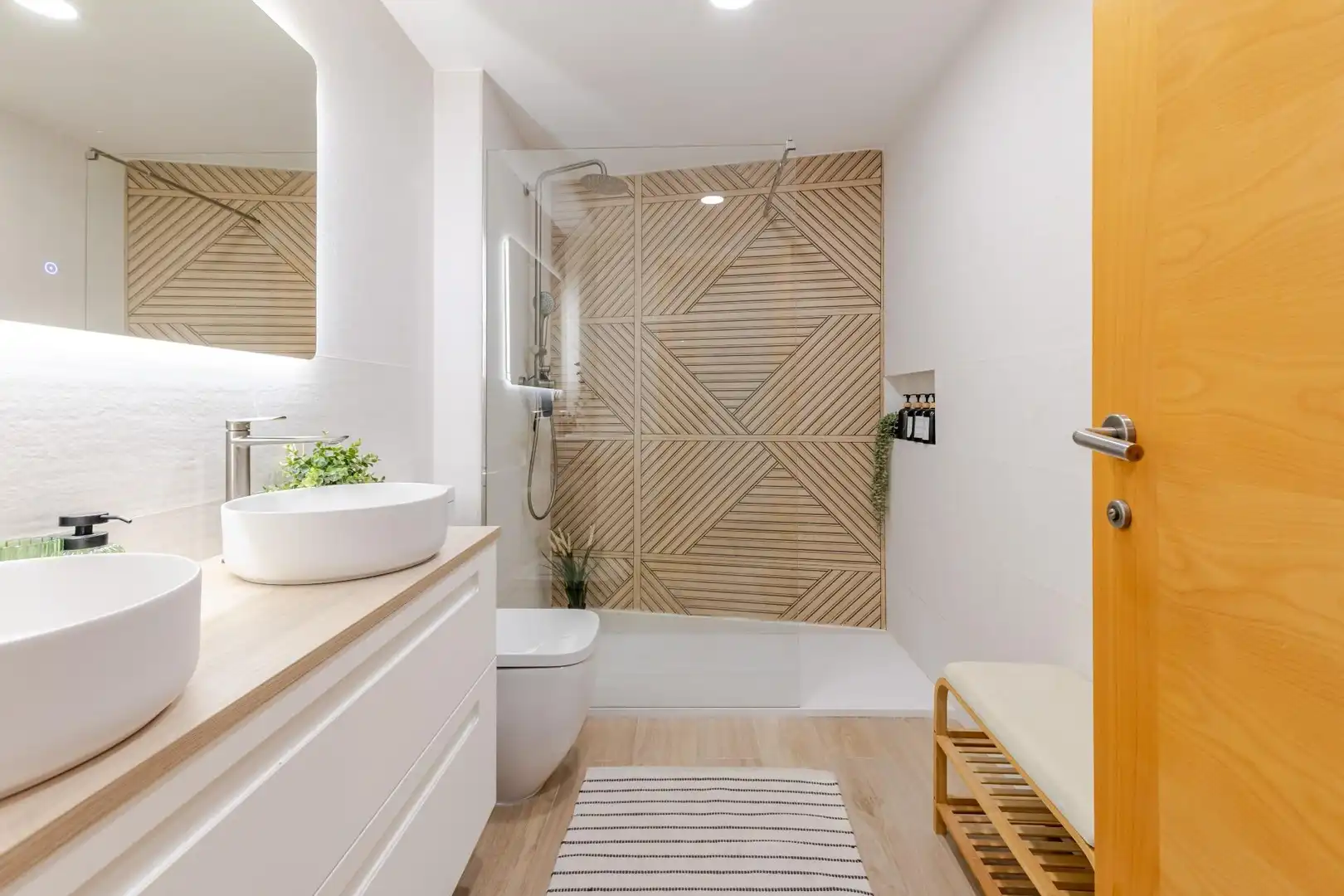 Baño de Piso en venta en Paterna con Aire acondicionado, Calefacción y Balcón