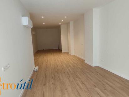 Flat for sale in Salamanca Capital  with Air Conditioner