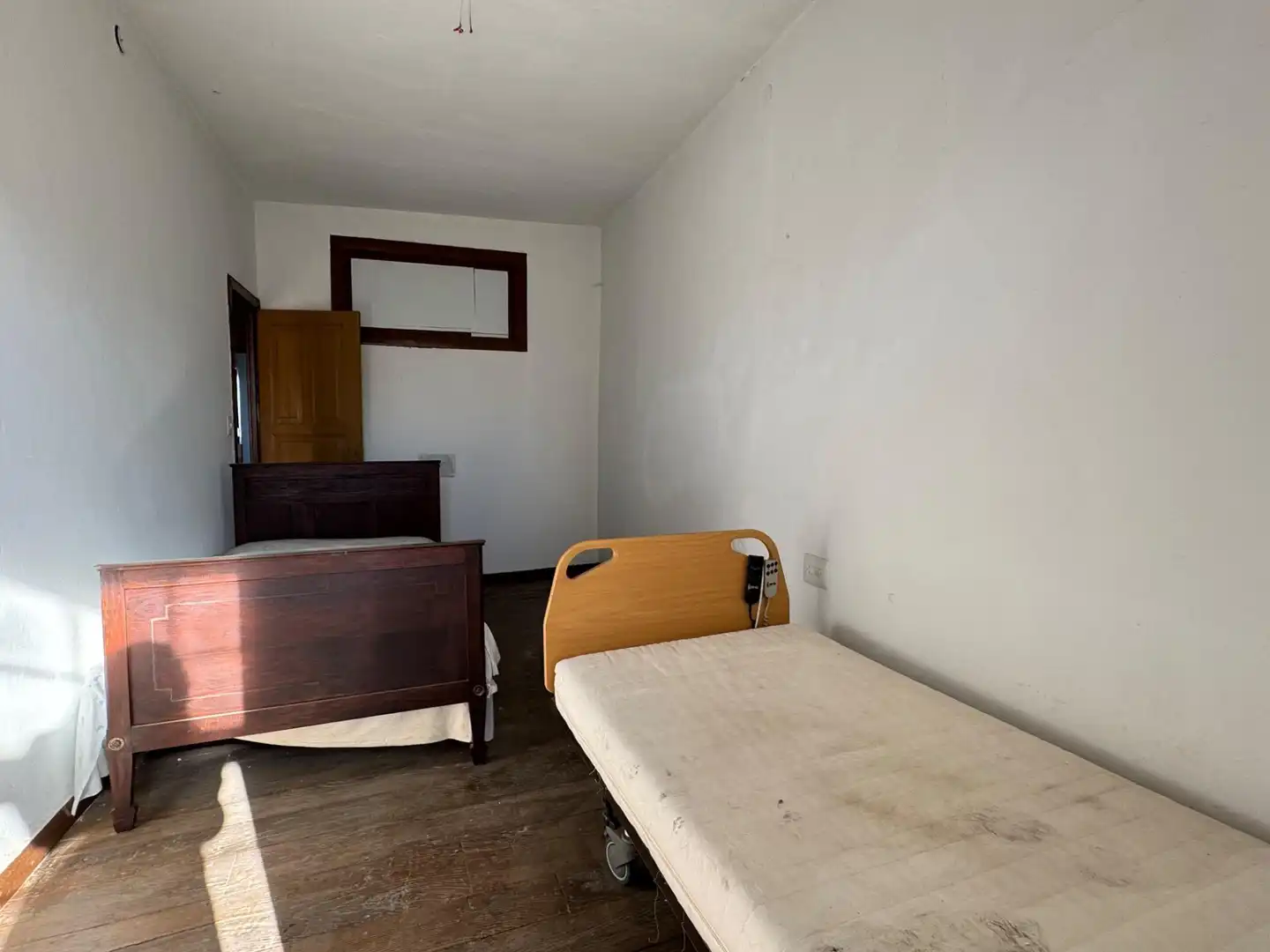 Habitación de Edificio en venta en Xunqueira de Ambía