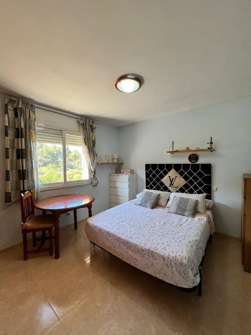Habitación de Casa o chalet en venta en Sant Boi de Llobregat