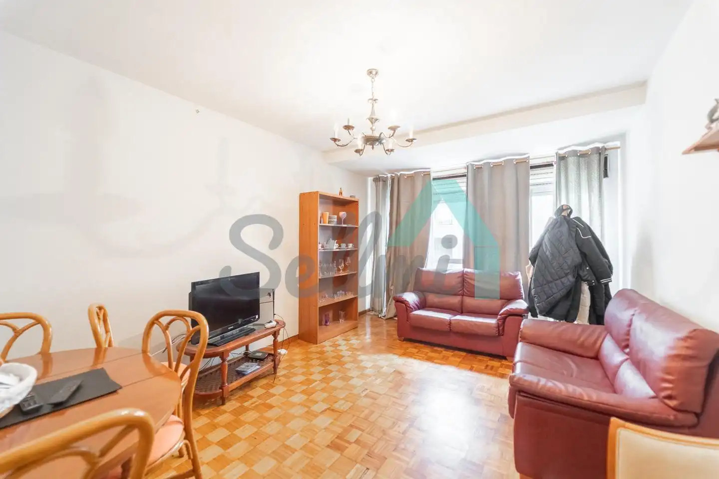 Living room of Flat for sale in Ribadeo  with Parquet flooring and Terrace