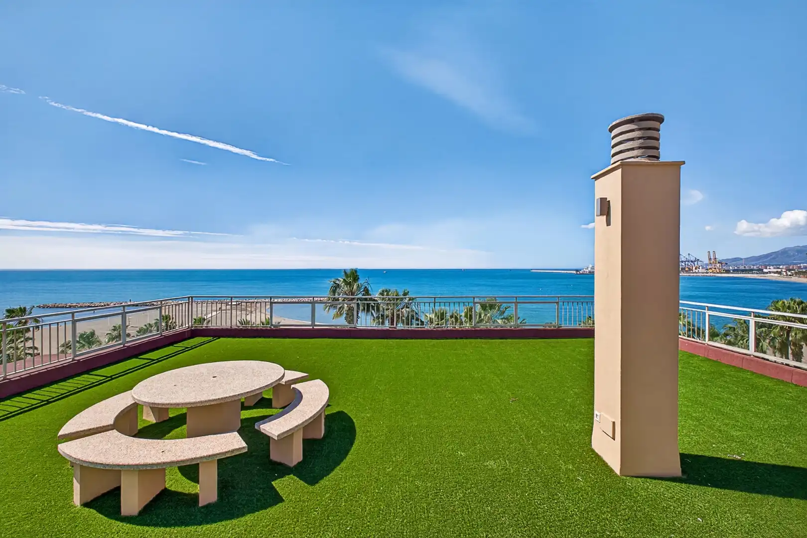 Terraza de Ático en venta en Málaga con Aire acondicionado, Terraza y Piscina