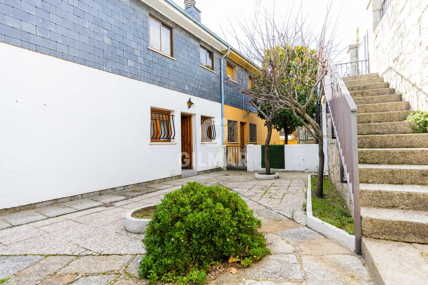 Exterior view of Detached homes for sale in San Lorenzo de El Escorial  with Private garden