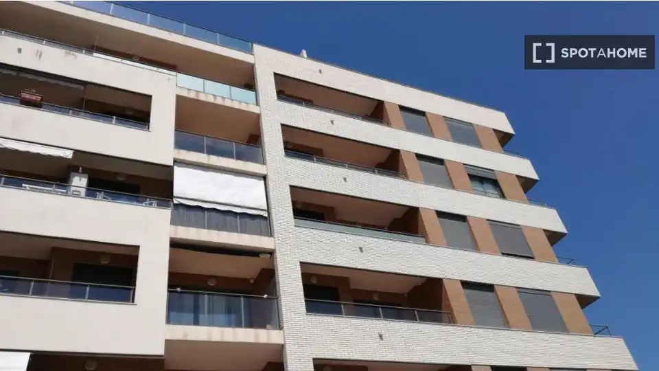 Vista exterior de Piso de alquiler en Oliva con Aire acondicionado, Calefacción y Amueblado