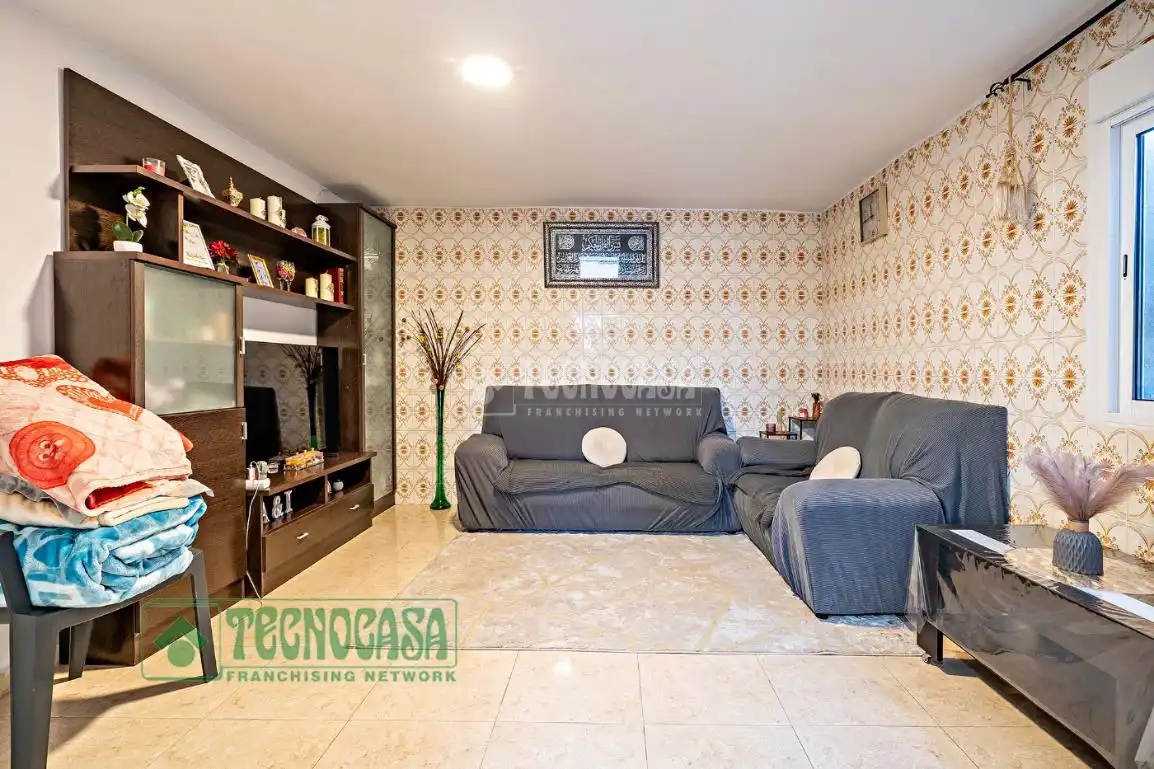 Casa adosada en venta en El Ejido con Terraza