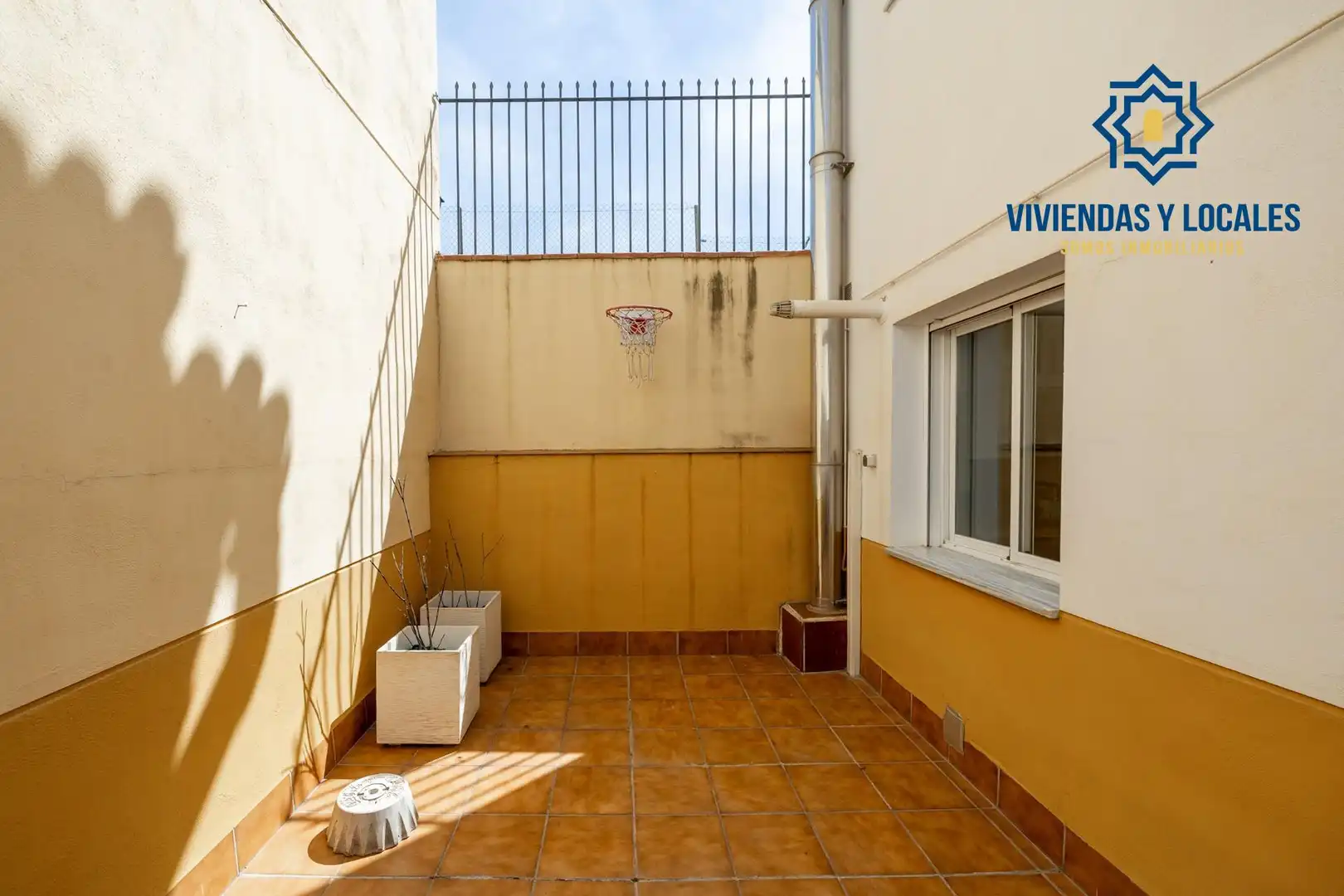 Casa aparellada amb terrassa en venda a Cenes de la Vega, imagen 42