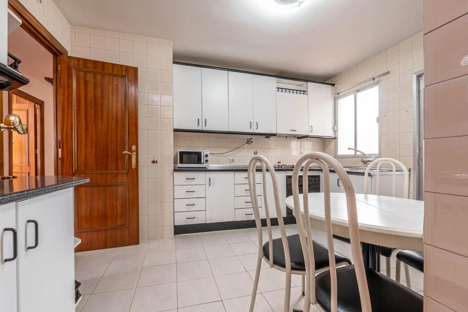 Zimmer in Calle PROFESOR FRANCISCO DALMAU, Joaquina Eguaras