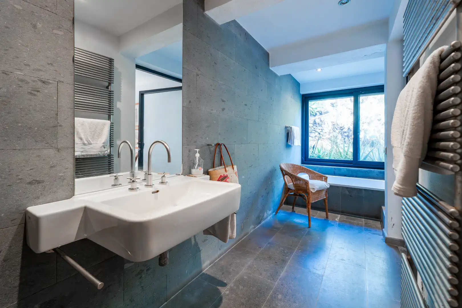 Baño de Finca rústica en venta en San Bartolomé de Tirajana con Calefacción, Jardín privado y Parquet