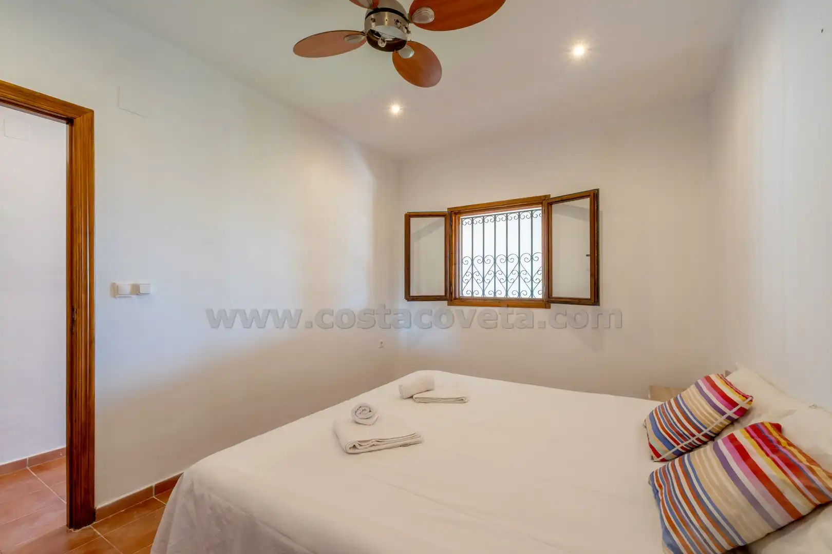 Habitación de Casa o chalet en venta en Relleu con Aire acondicionado, Jardín privado y Terraza