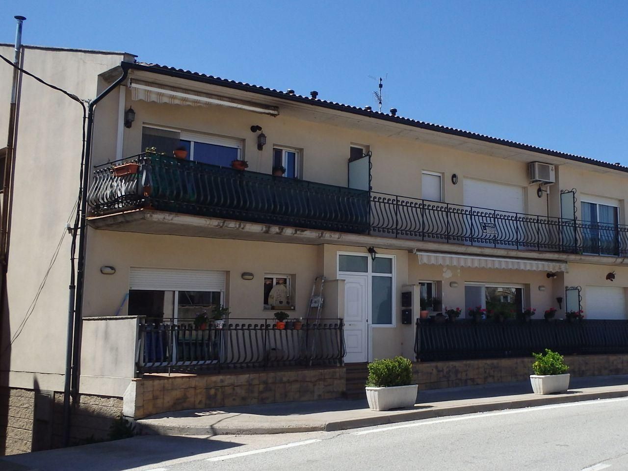 Exterior view of Garage for sale in Calders