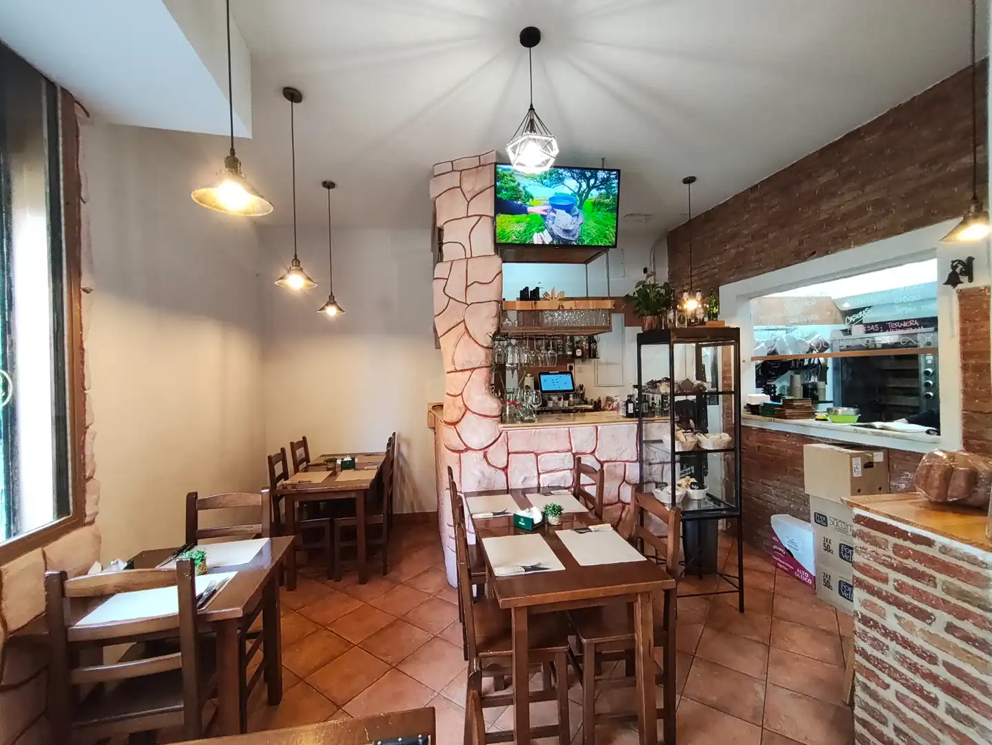 Business premises for transfer in Carrer de les Camèlies 75, imagen 8