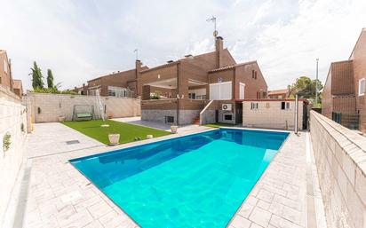 Piscina de Casa o xalet en venda en El Álamo amb Aire condicionat, Terrassa i Piscina