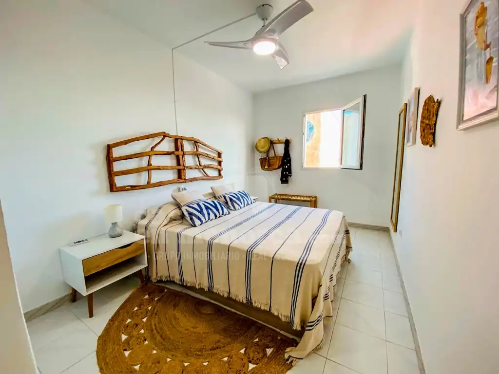 Apartament amb terrassa en venda a Cala en Blanes, imagen 5