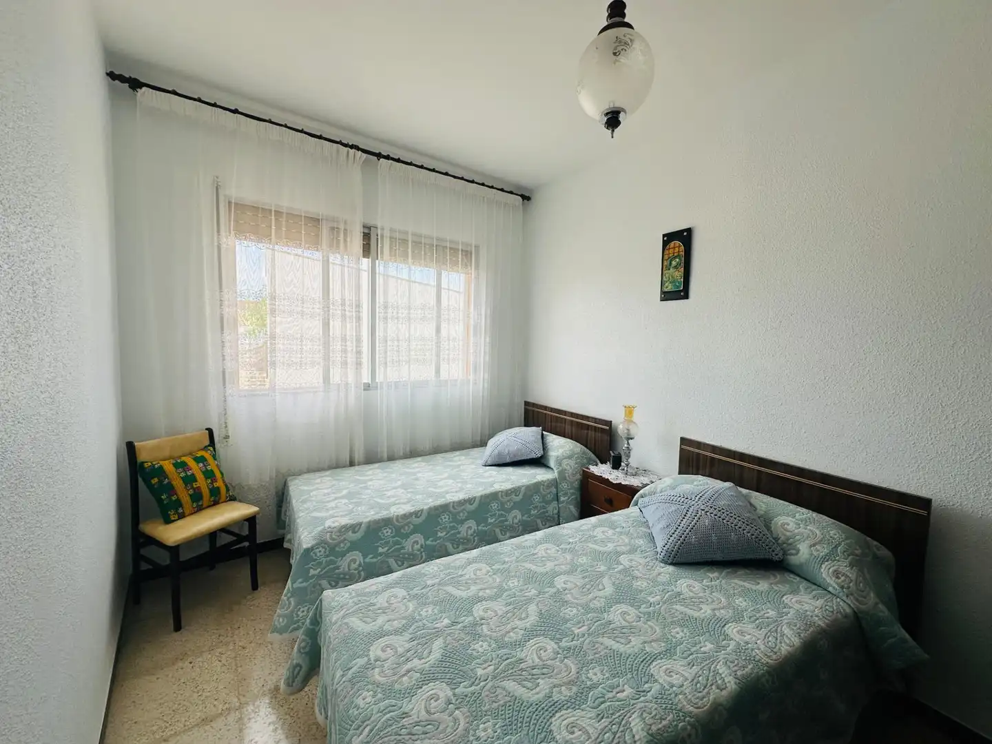 Dormitori de Casa o xalet en venda en Sant Jaume d'Enveja amb Jardí privat i Moblat