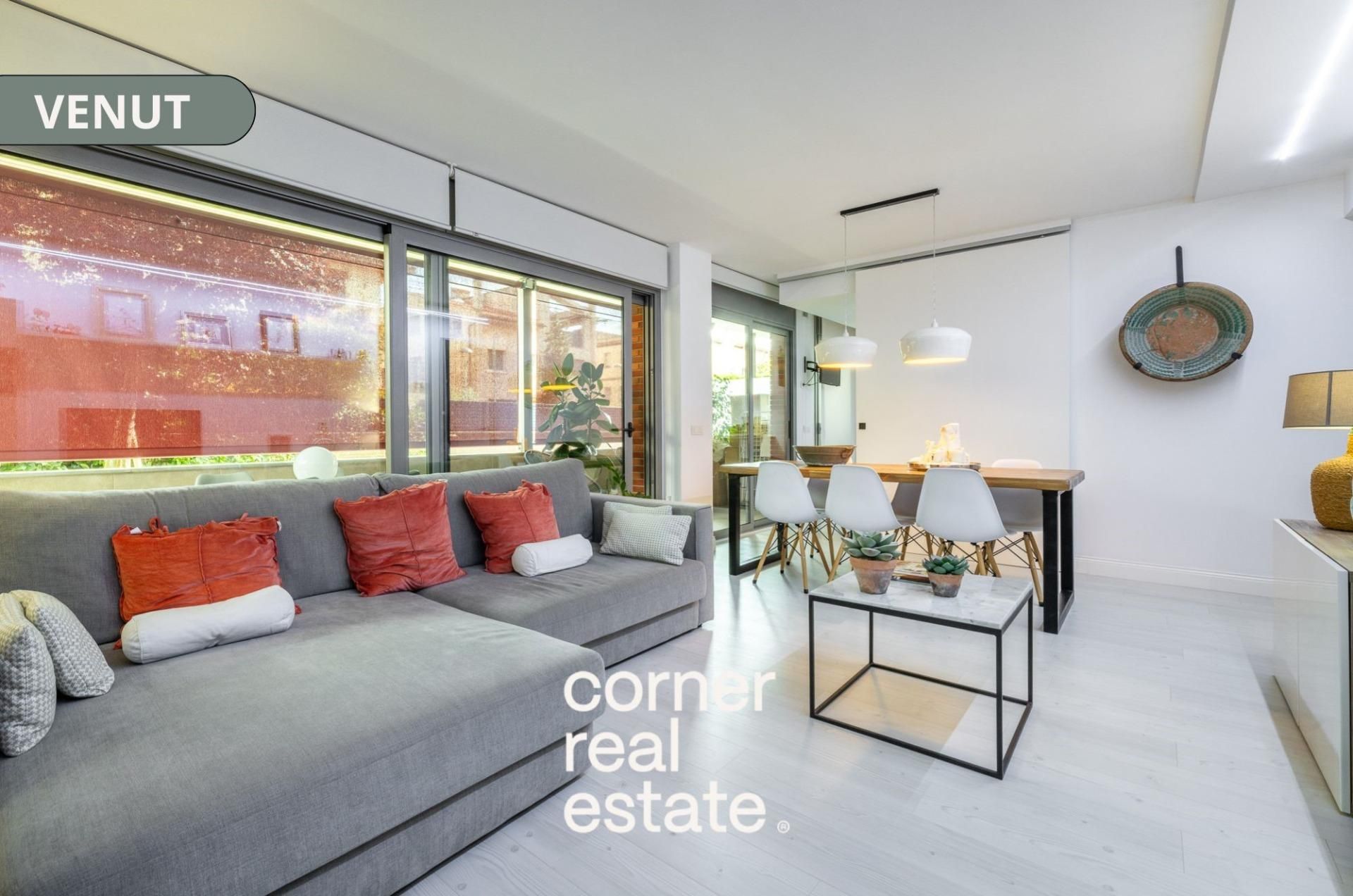 Exterior view of Planta baja for sale in Sant Cugat del Vallès  with Air Conditioner, Heating and Private garden