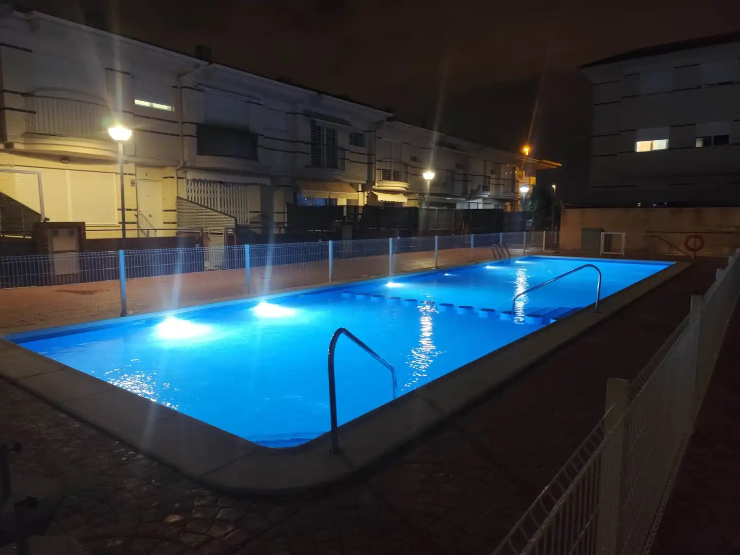Swimming pool of Flat for sale in Pedanías Oeste