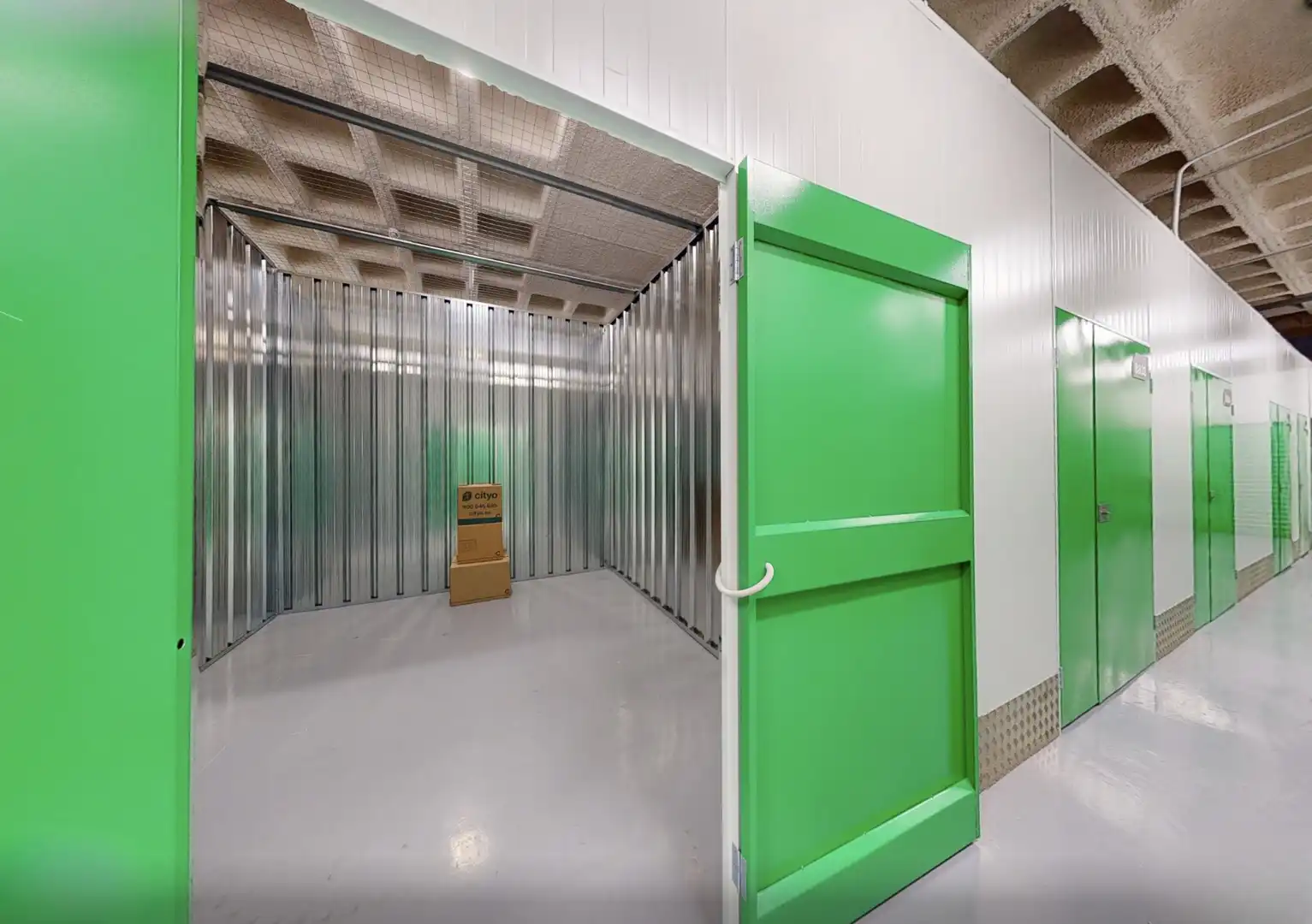 Storage room for rent in Madrid  with Alarm