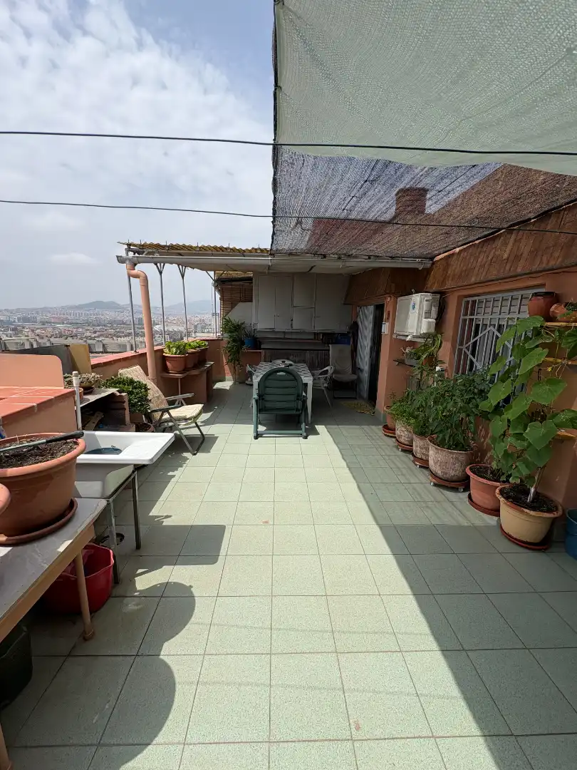Terrassa de Àtic en venda en Santa Coloma de Gramenet amb Aire condicionat, Calefacció i Terrassa