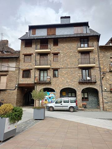 Piso en Venta en escoles en Rialp