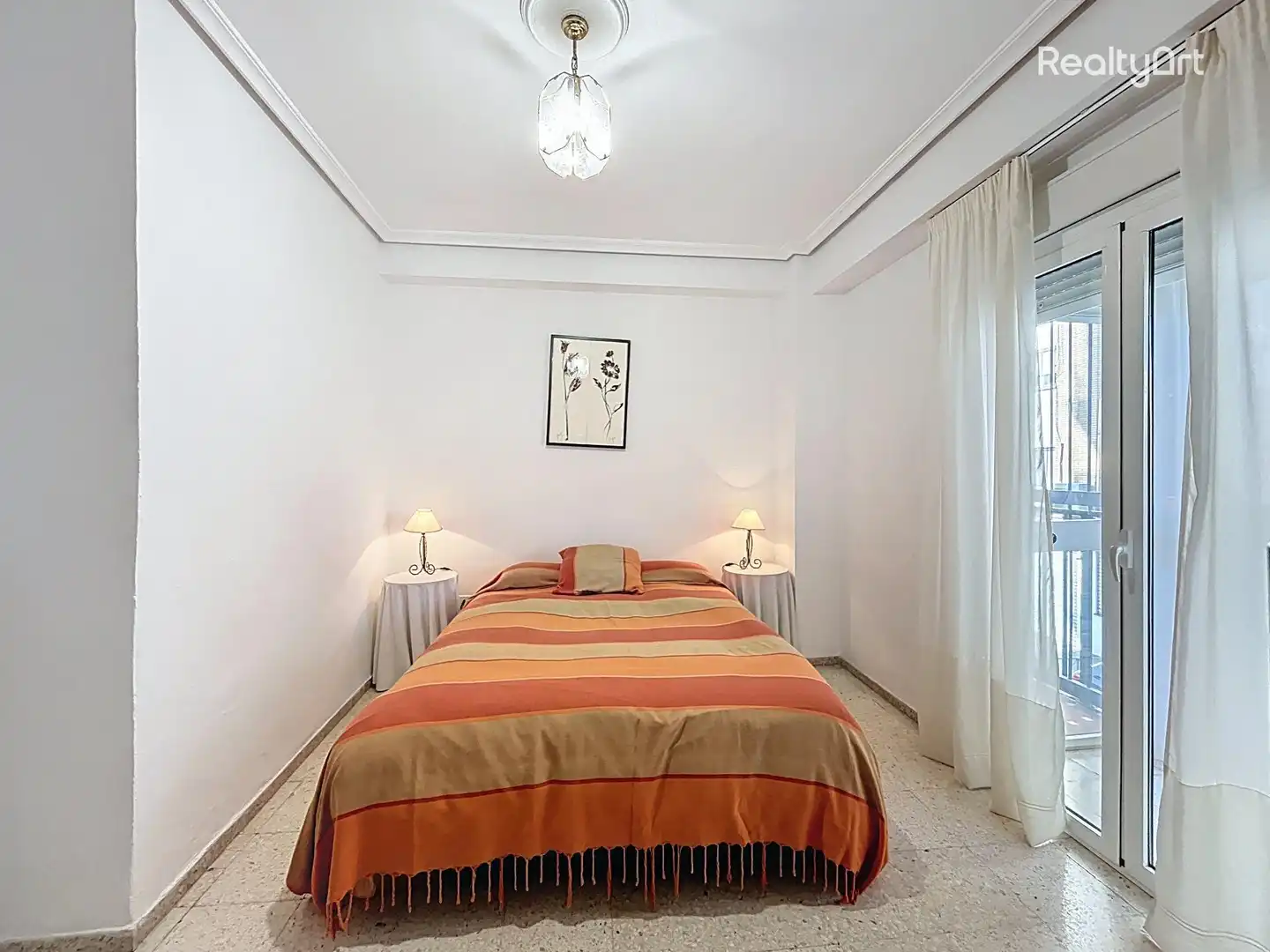 Bedroom of Flat for sale in Sevilla  with Air Conditioner, Terrace and Balcony