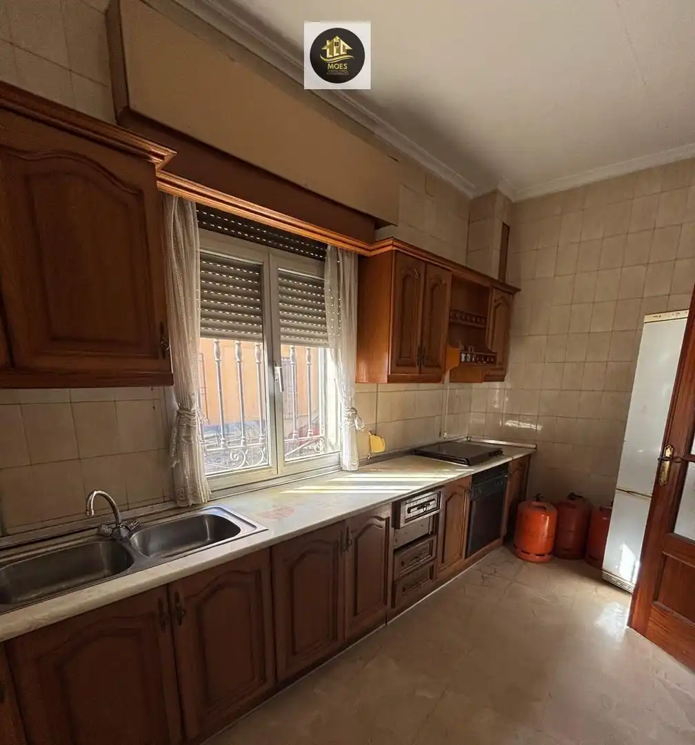 Casa amb terrassa en venda a Bailén, imagen 4