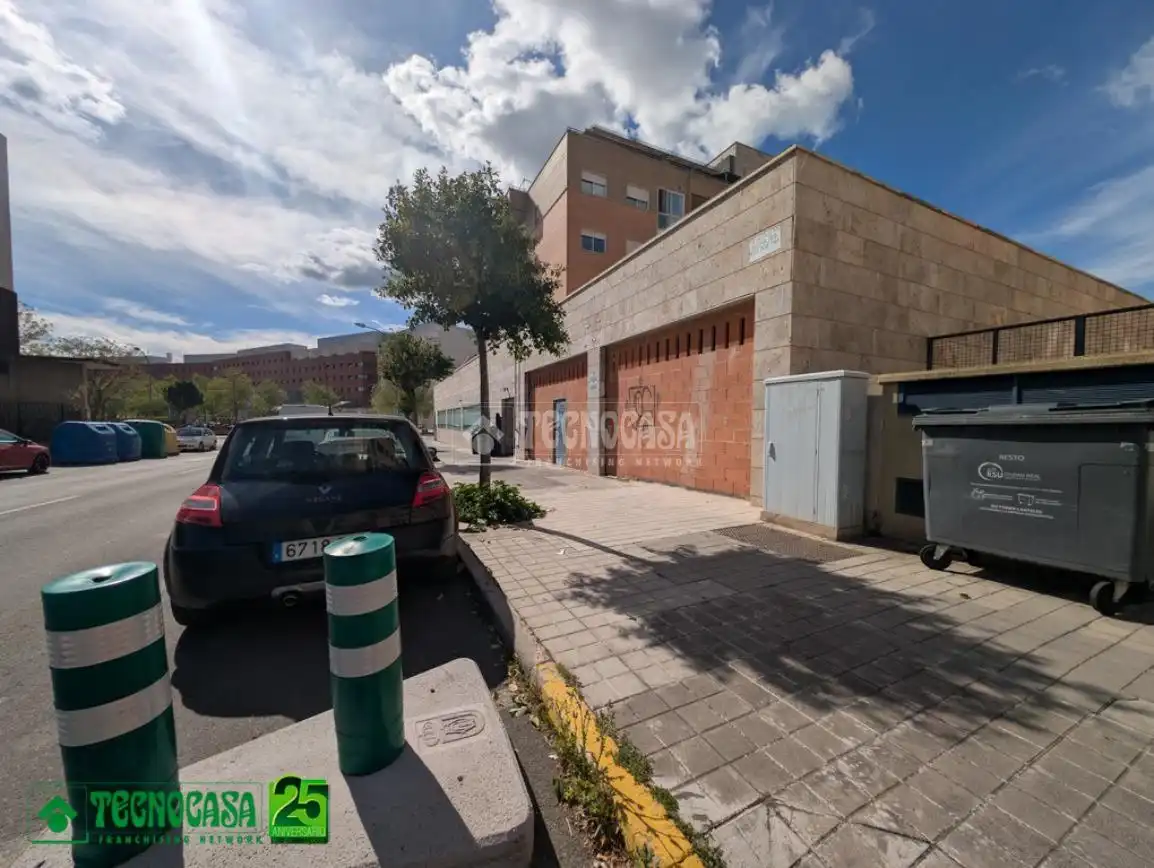 Aparcament de Local en venda en Ciudad Real