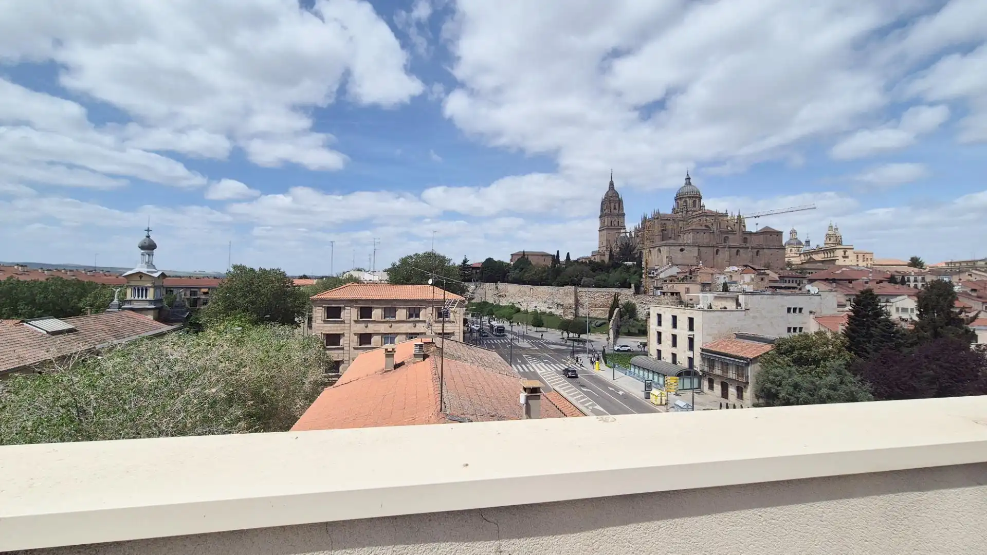 Vista exterior de Piso en venta en Salamanca con Calefacción y Amueblado