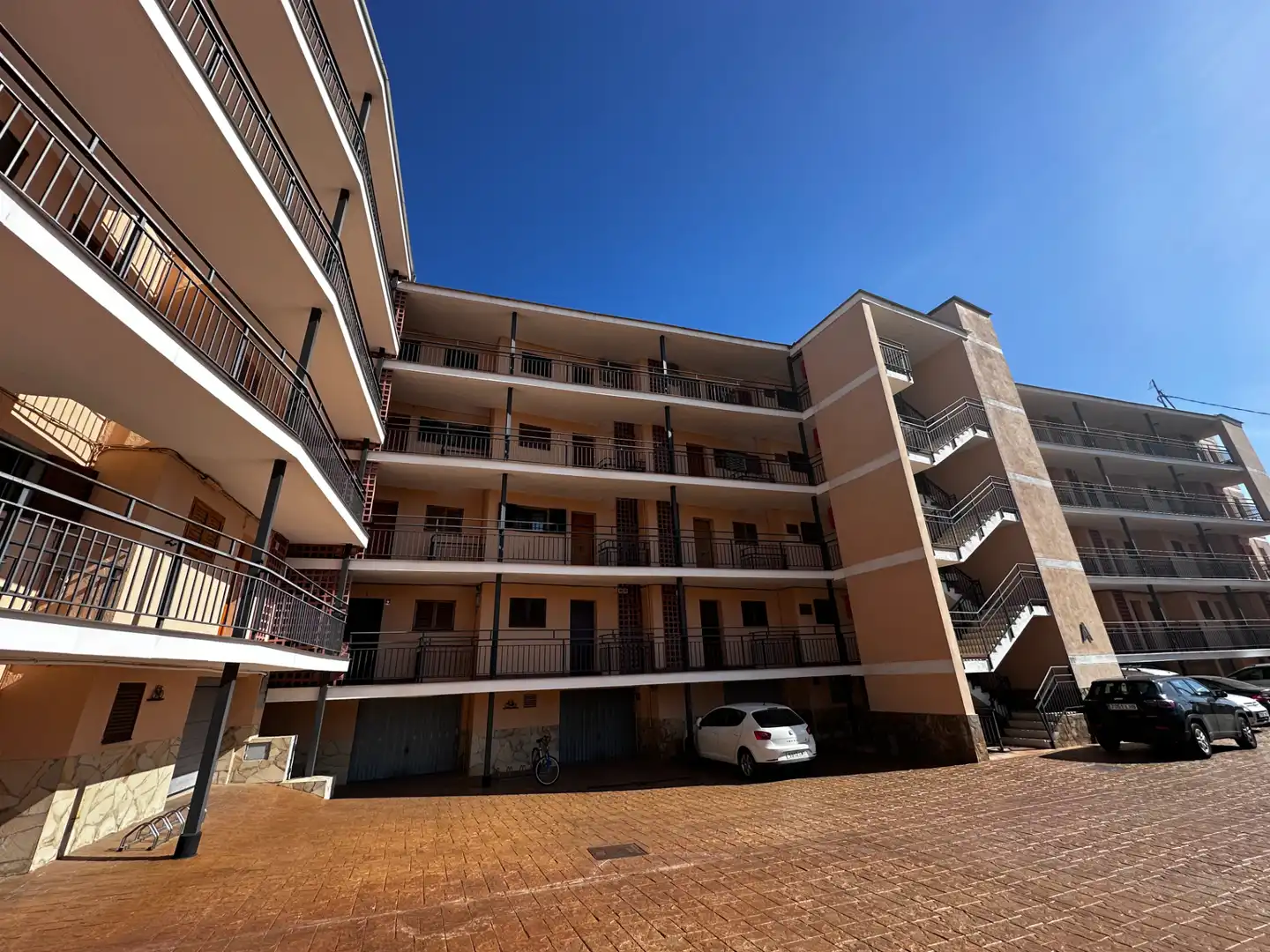 Vista exterior de Apartamento en venta en Cambrils con Aire acondicionado, Calefacción y Terraza