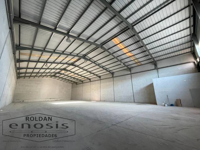 Nave industrial en Alquiler en Balsicas
