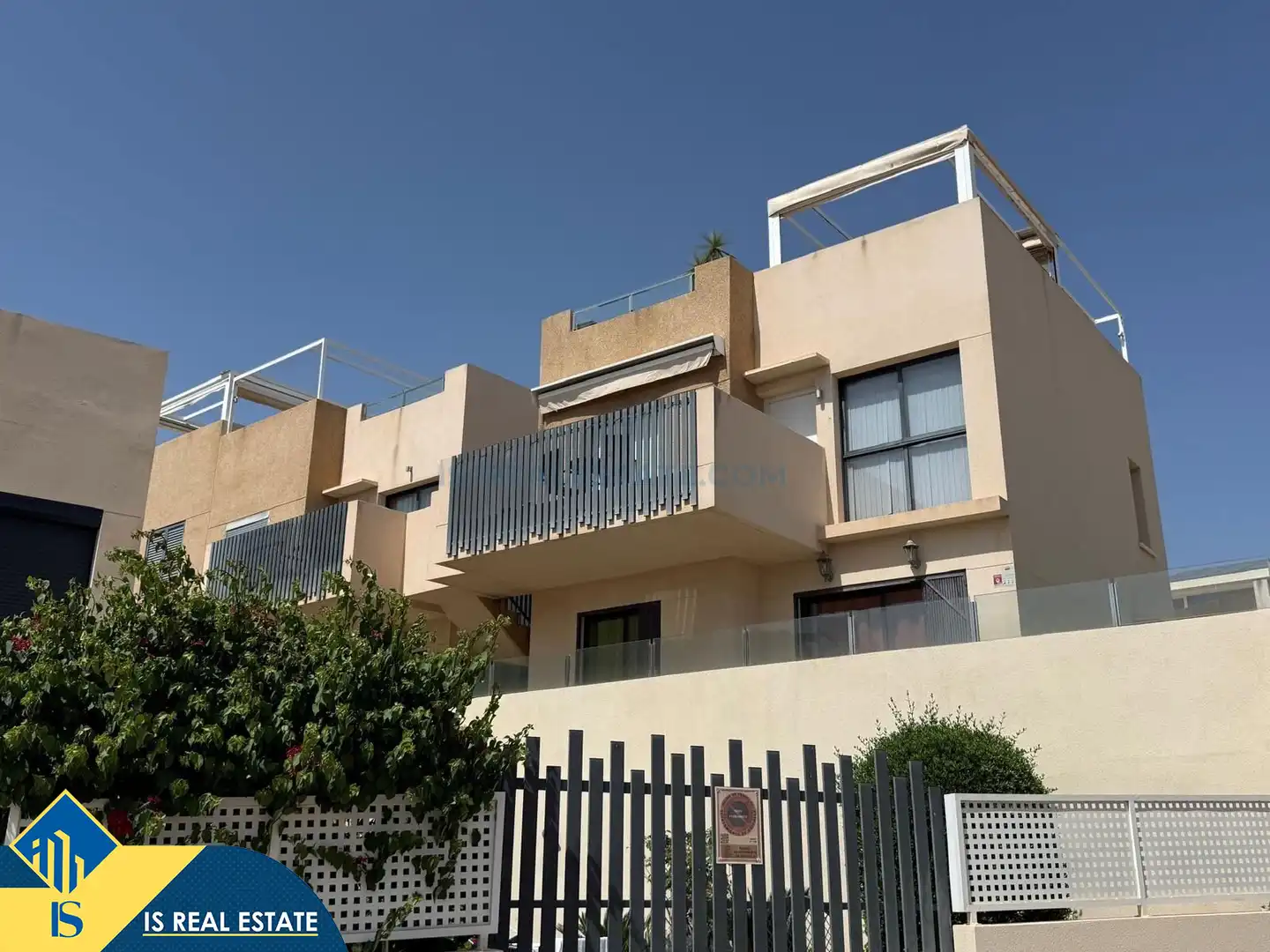 Bungalow amb piscina en venda a Orihuela Costa