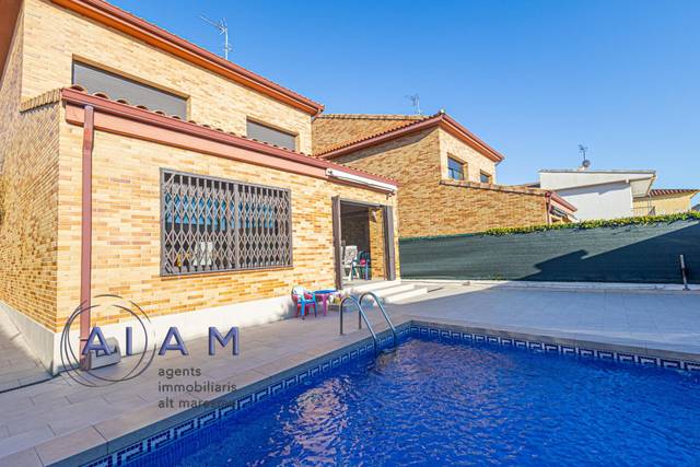 Casa-chalet en Venta en Can Moré - Santa Anna - Can Feliu de Merola