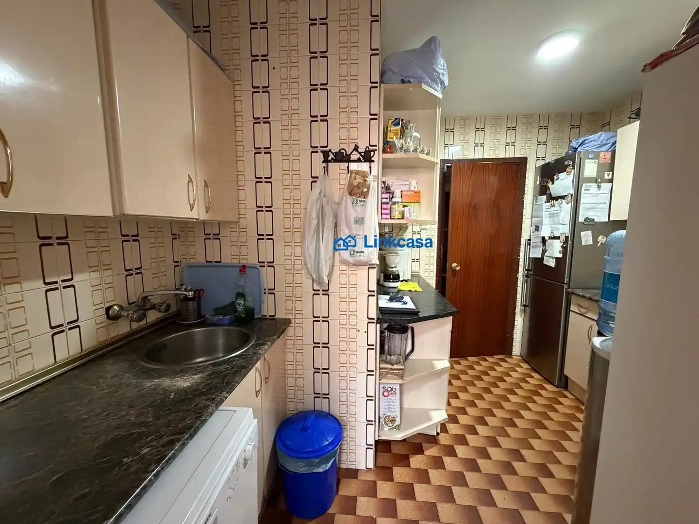 Kitchen of Flat for sale in Fuenlabrada  with Air Conditioner, Heating and Balcony