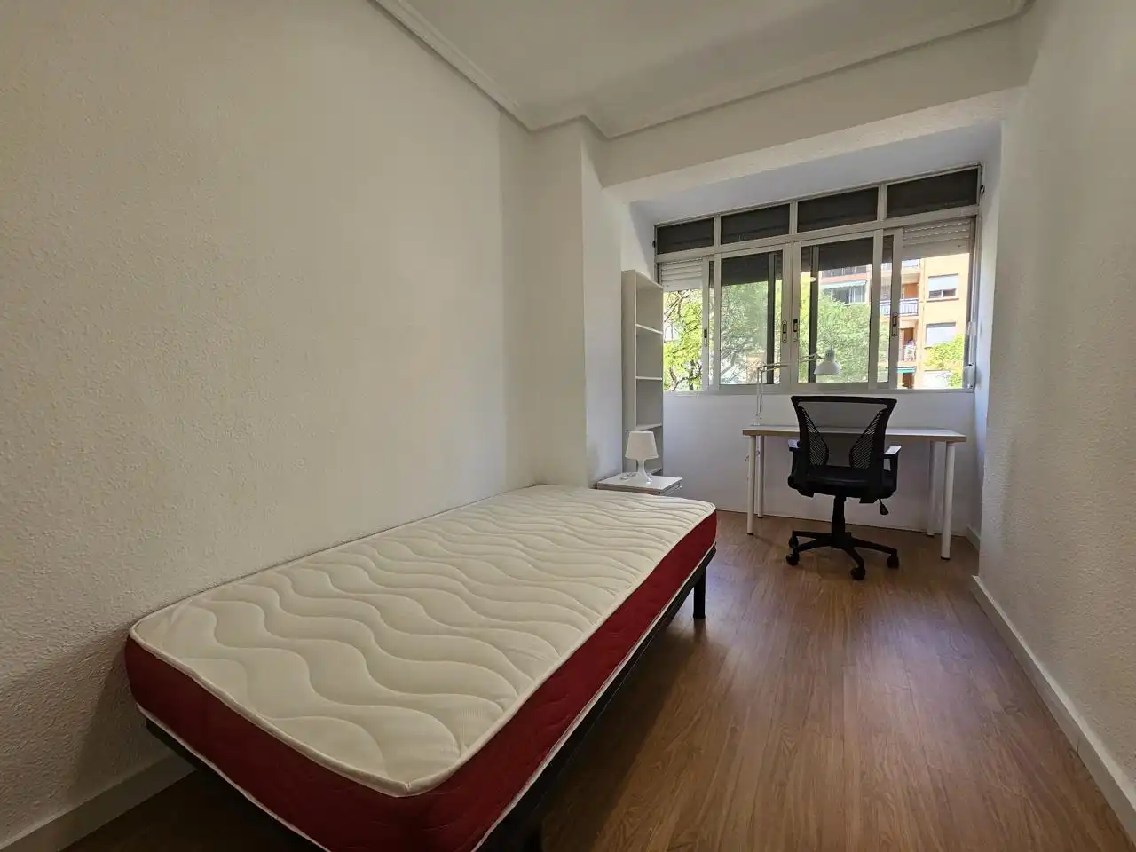 Pis de lloguer a De Campoamor, Ciutat Jardí