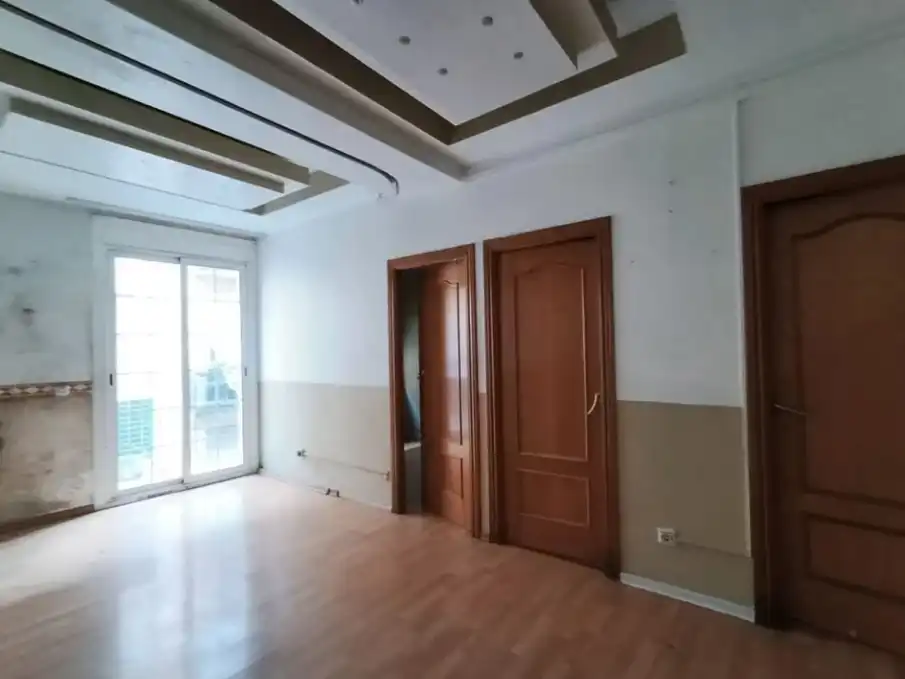 Appartamento con terrazza in vendita a Carrer de Sant Bertran, imagen 2